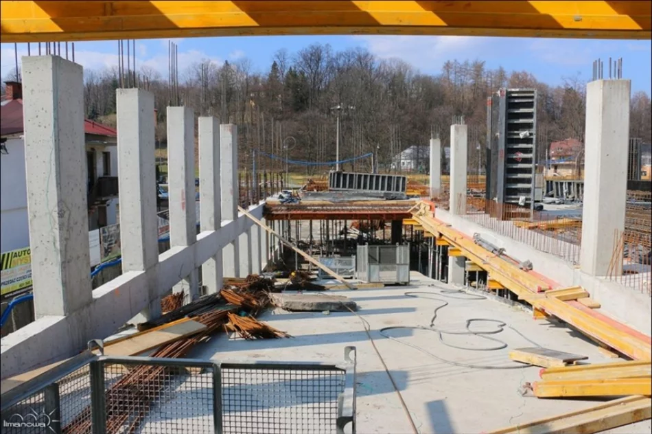 Parking będzie wybudowany wcześniej, niż zakładano - zdjęcie 10