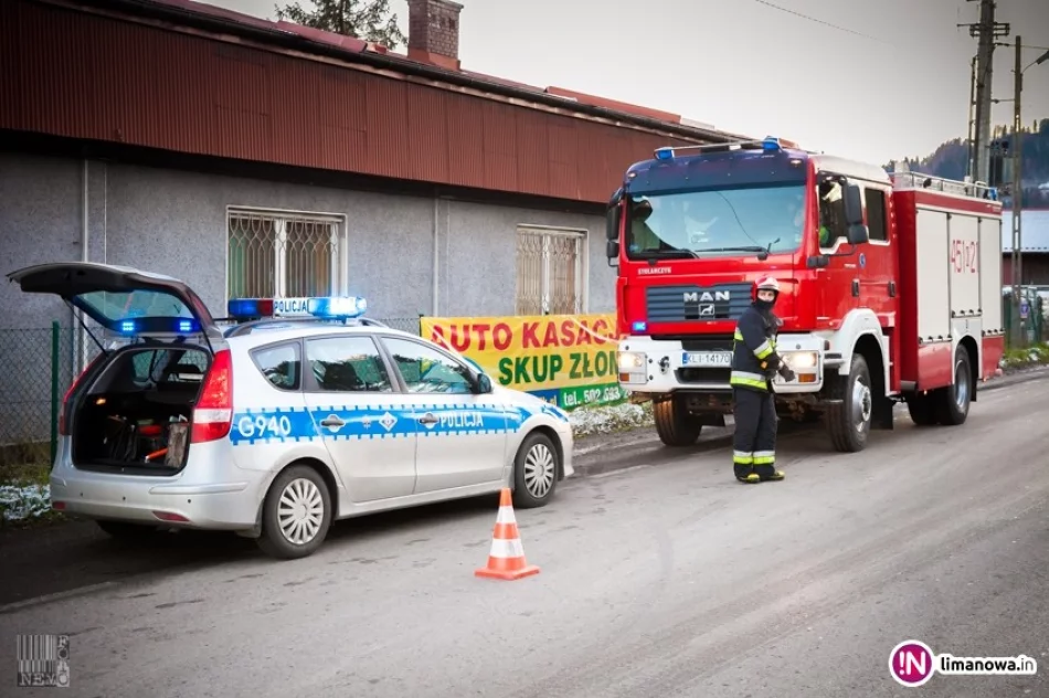 Zderzenie trzech pojazdów w tym autobusu. Jedna osoba w szpitalu - zdjęcie 4