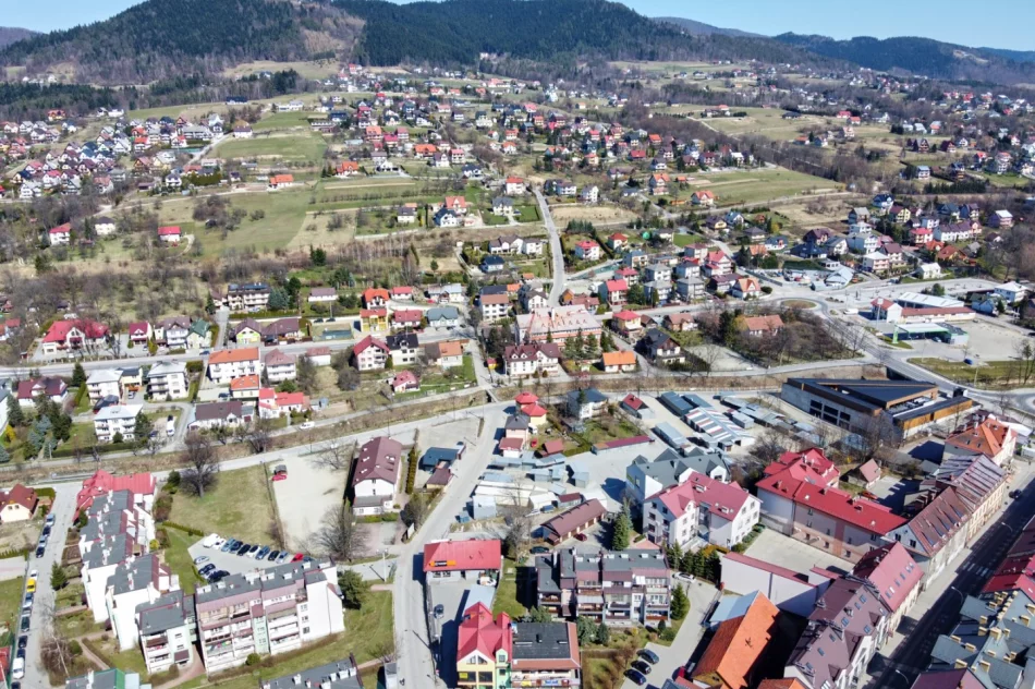Limanowski Rynek z lotu ptaka w czasach pandemii - zdjęcie 8