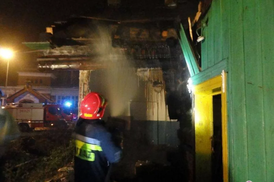 Pożar pustostanu w Grybowie - zdjęcie 3