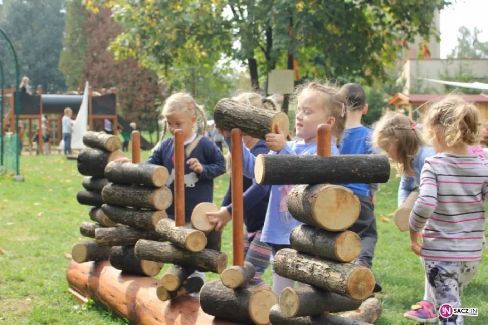 Montessoriańskie dzieci w Nowym Sączu - zdjęcie 2