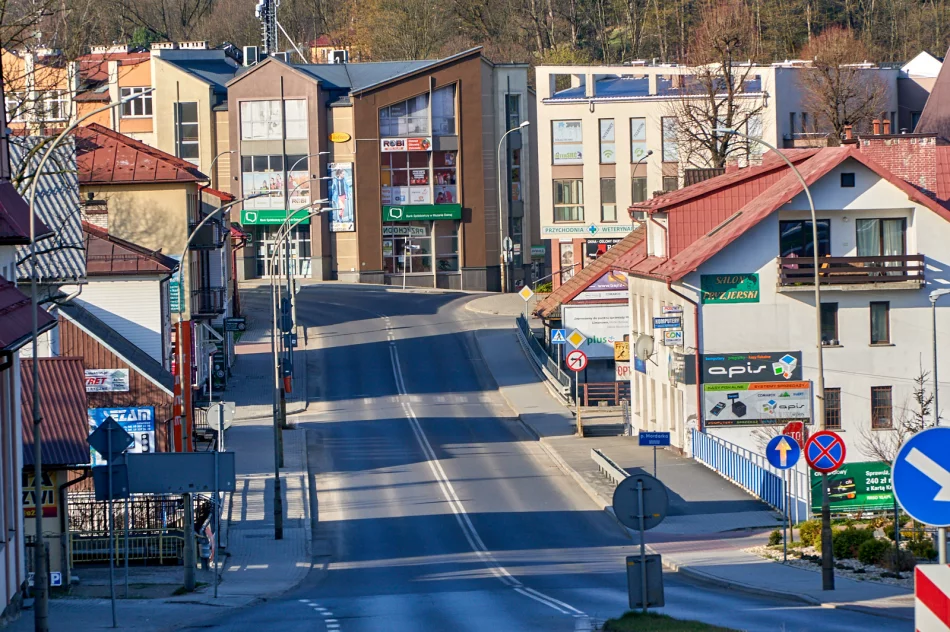 Puste centrum Limanowej - Niedziela Wielkanocna 2020 - zdjęcie 5