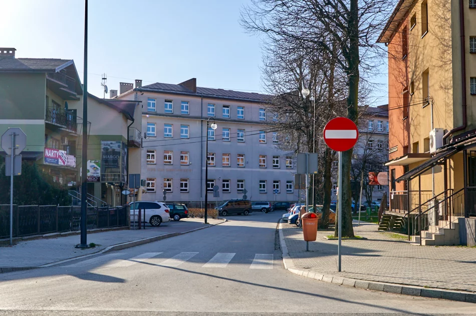 Puste centrum Limanowej - Niedziela Wielkanocna 2020 - zdjęcie 7