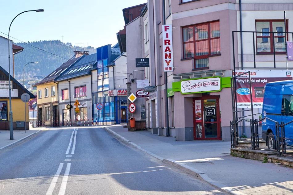 Puste centrum Limanowej - Niedziela Wielkanocna 2020 - zdjęcie 13