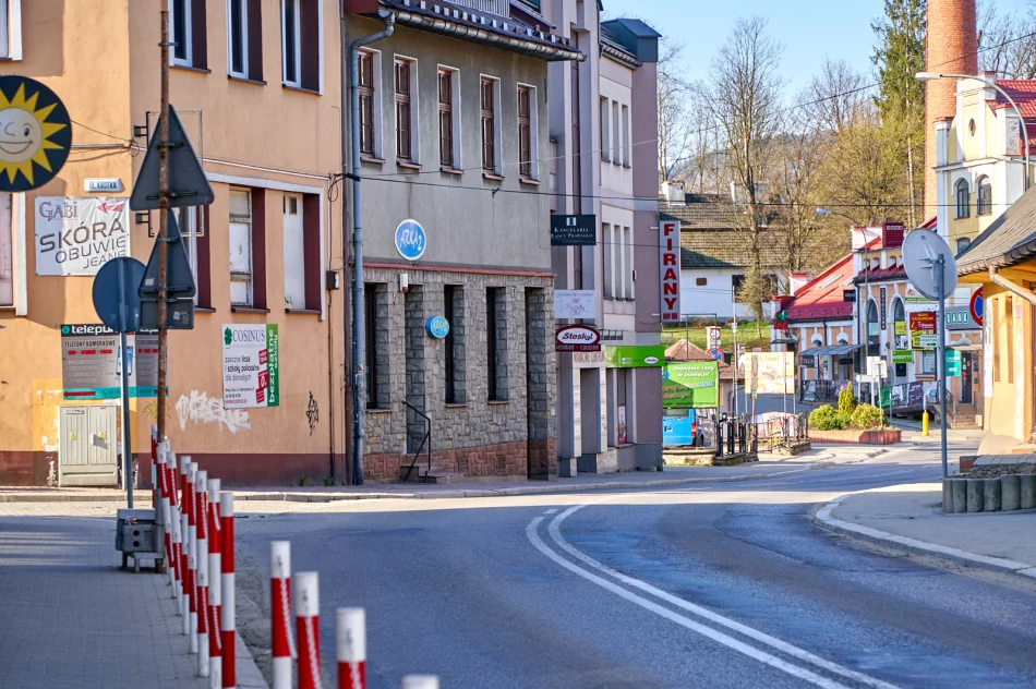 Puste centrum Limanowej - Niedziela Wielkanocna 2020 - zdjęcie 17