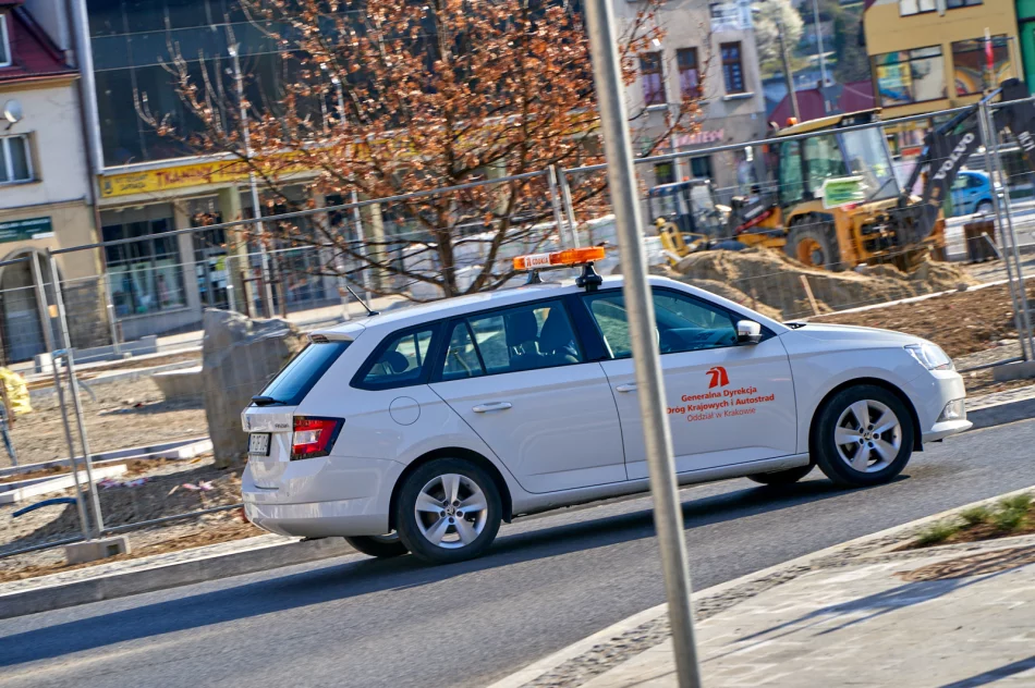 Puste centrum Limanowej - Niedziela Wielkanocna 2020 - zdjęcie 18