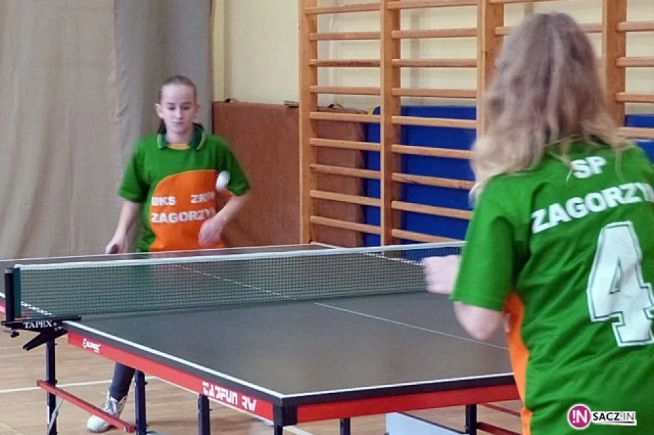 Zuzanna Matusiewicz z Czarnego Potoku Mistrzynią Powiatu w tenisie stołowym - zdjęcie 4