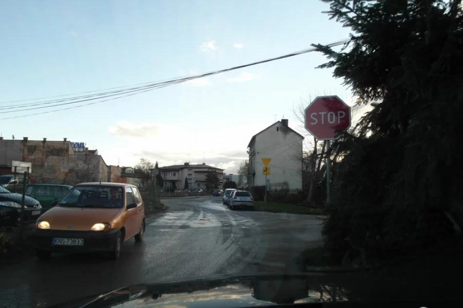 Interwencja DTS: Niebezpieczne rondo pod Galerią Trzy Korony - zdjęcie 4