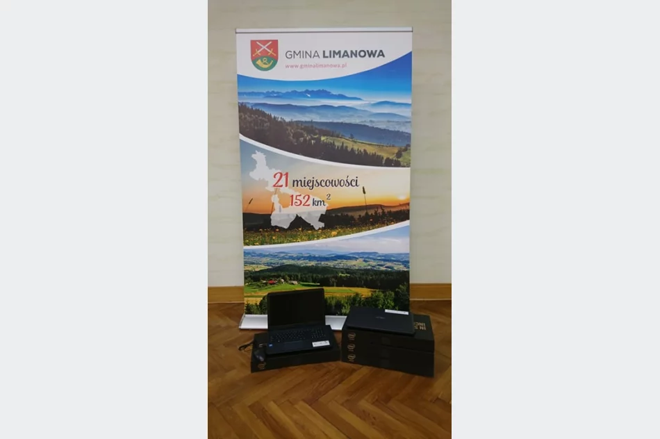 Sprzęt komputerowy do zdalnego nauczania trafi do najbardziej potrzebujących uczniów - zdjęcie 5