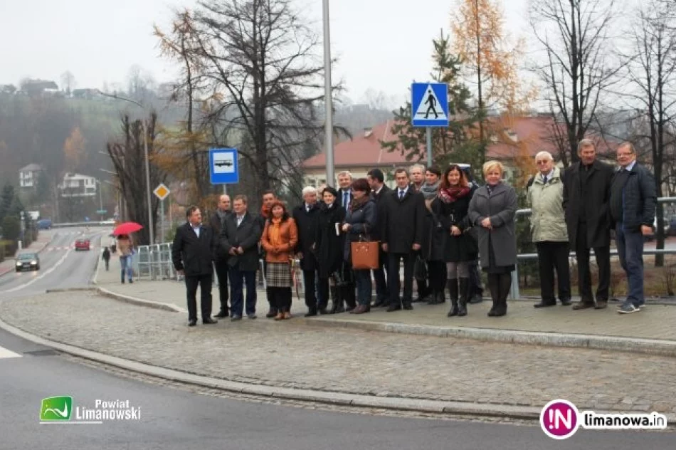 Odebrano wyremontowaną drogę, która kosztowała blisko 5 mln zł - zdjęcie 3