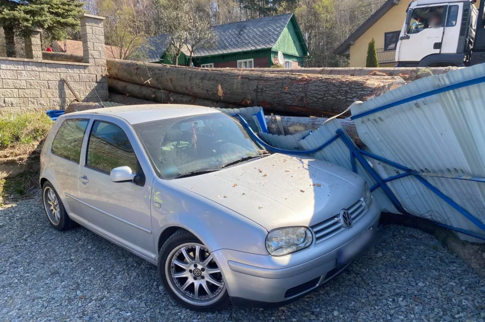 Ciężarówka uderzyła w transformator - zdjęcie 6