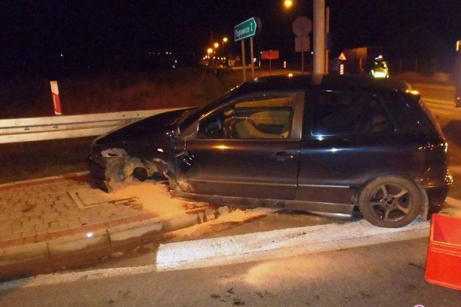 Zderzenie dwóch samochodów w Starym Sączu - zdjęcie 2