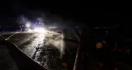 Płonie tartak, z ogniem walczą strażacy - zdjęcie 4