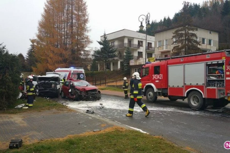 Muszyna: zderzenie dwóch samochodów osobowych - zdjęcie 3