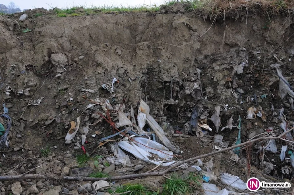 Wysypisko zlikwidowane? Powódź odkryła mistyfikację - zdjęcie 2