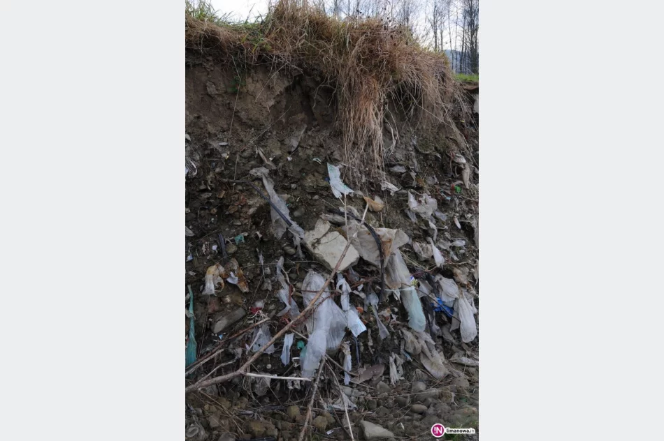 Wysypisko zlikwidowane? Powódź odkryła mistyfikację - zdjęcie 4