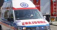 Czołowe zderzenie, jedna osoba poszkodowana - zdjęcie 2