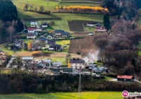 Wozy straży i policji obrzucono kamieniami - zdjęcie główne