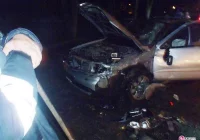 W Piwnicznej Zdroju samochód wypadł z drogi i uderzył w słup - zdjęcie główne