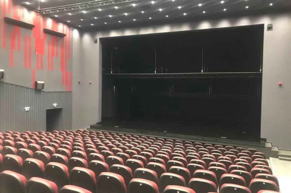 Kolejne środki na wyposażenie sali widowiskowej Limanowskiego Domu Kultury - zdjęcie 2