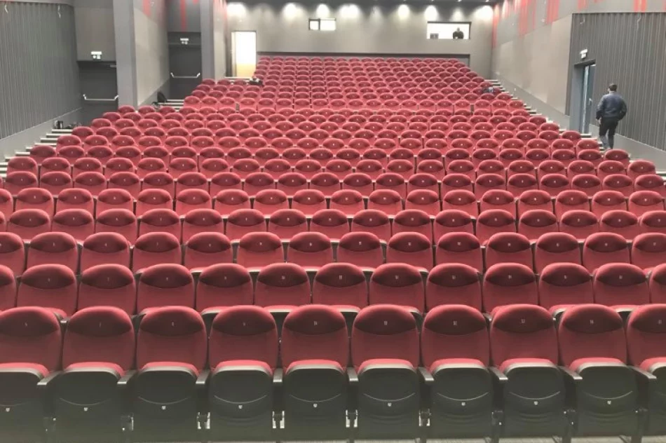 Kolejne środki na wyposażenie sali widowiskowej Limanowskiego Domu Kultury - zdjęcie 3