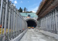 Lewy tunel pod Luboniem Małym został przebity  - zdjęcie główne