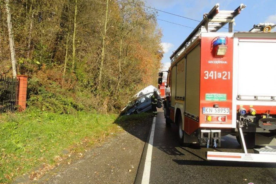 Zderzenie dwóch aut przy ul. Barskiej - zdjęcie 3