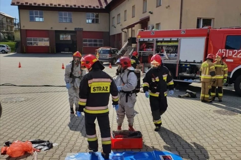 Ćwiczenia limanowskiej JRG. Tematem poszkodowany z koronawirusem - zdjęcie 5