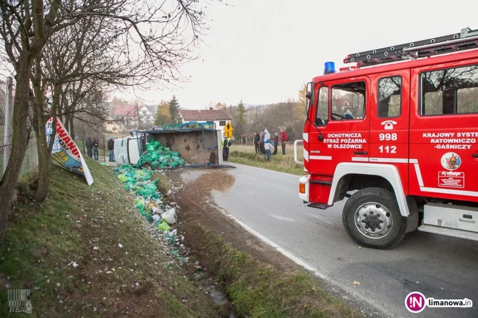 Kobieta i trzyletnia dziewczynka poszkodowane. Kierowca śmieciarki pijany (wideo) - zdjęcie 2