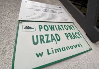 Spadek liczby osób bezrobotnych w powiecie - zdjęcie główne