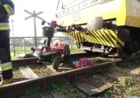 Nowy Sącz, ul. Ściegiennego – zderzenie drezyny z wózkiem akumulatorowym - zdjęcie główne