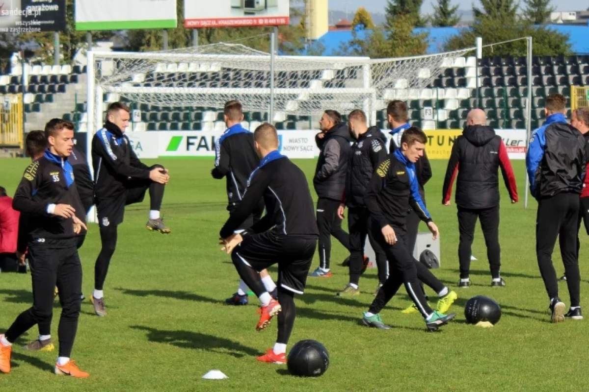 Zgoda na grupowe treningi. Kolejny krok w kierunku wznowienia rozgrywek.