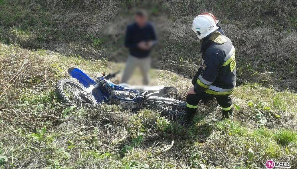 Nowy Sącz, ul. Wiklinowa - auto zderzyło się z motorem - zdjęcie 1