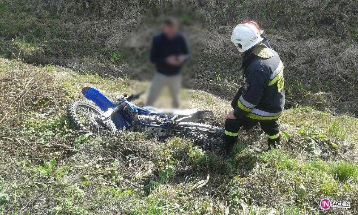 Nowy Sącz, ul. Wiklinowa - auto zderzyło się z motorem