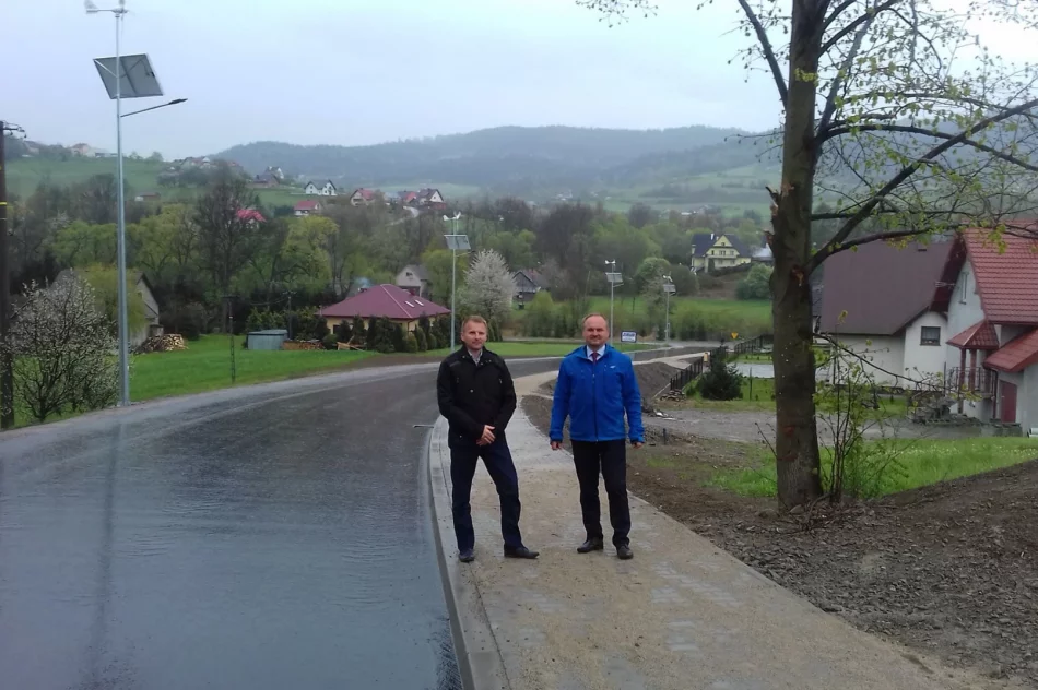 Przebudowa drogi Męcina – Kłodne – Stańkowa – inwestycja zbliża się ku końcowi - zdjęcie 2