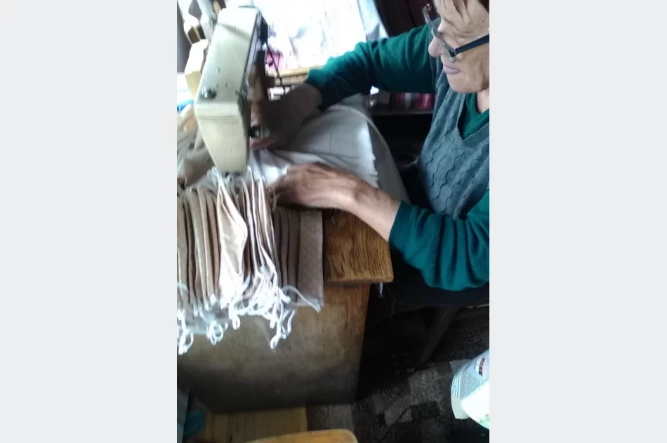 Członkinie KGW uszyły tysiąc maseczek - zdjęcie 6