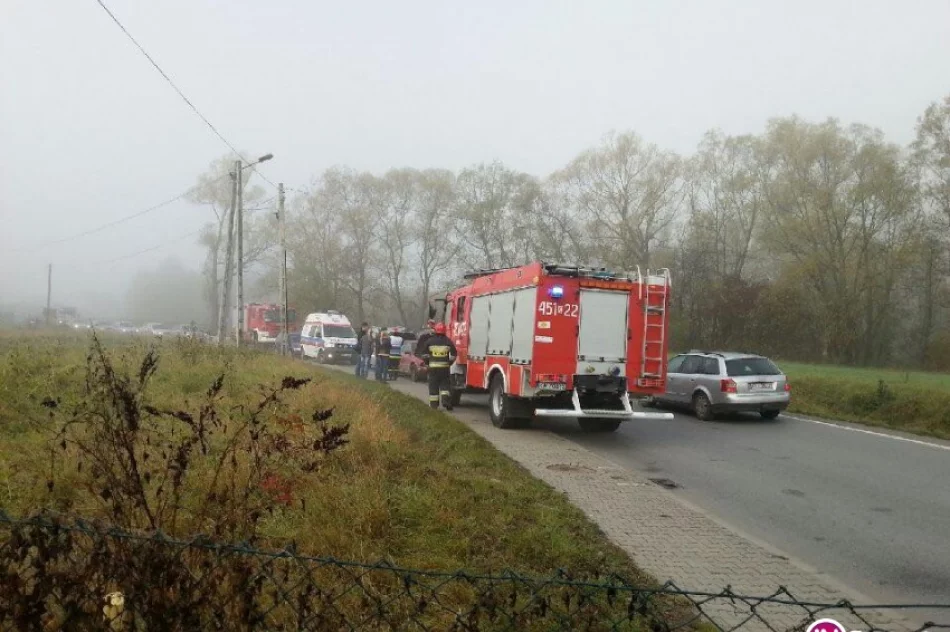 Zderzenie trzech aut. 30-letnia sprawczyni ukarana mandatem - zdjęcie 2