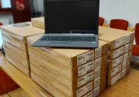 Pierwsze laptopy do zdalnego nauczania trafiły do gminnych uczniów i nauczycieli - zdjęcie główne