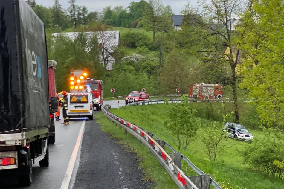 Dachowanie pojazdu na drodze krajowej - zdjęcie 2