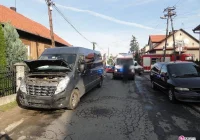 Nowy Sącz, ul. Paderewskiego zderzyły się dwa auta - są ranni - zdjęcie główne
