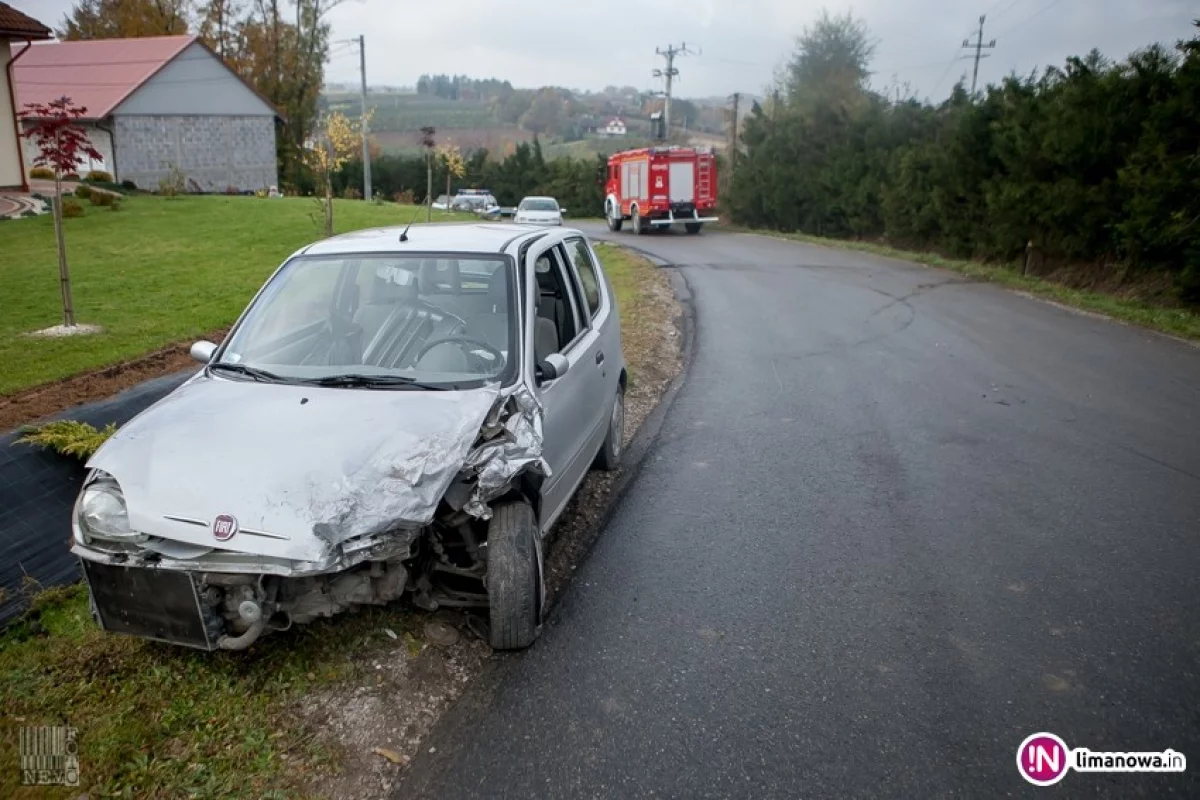 65-latka sprawczynią zderzenia samochodów - straciła panowanie nad autem