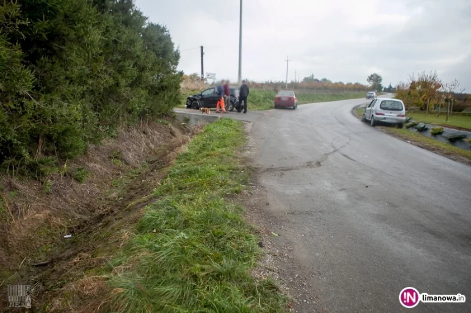 65-latka sprawczynią zderzenia samochodów - straciła panowanie nad autem - zdjęcie 3