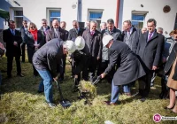 Otwarty konflikt między byłymi koalicjantami i przerzucanie się odpowiedzialnością. Starosta porównał rządy poprzednika do "dyktatury" - zdjęcie główne