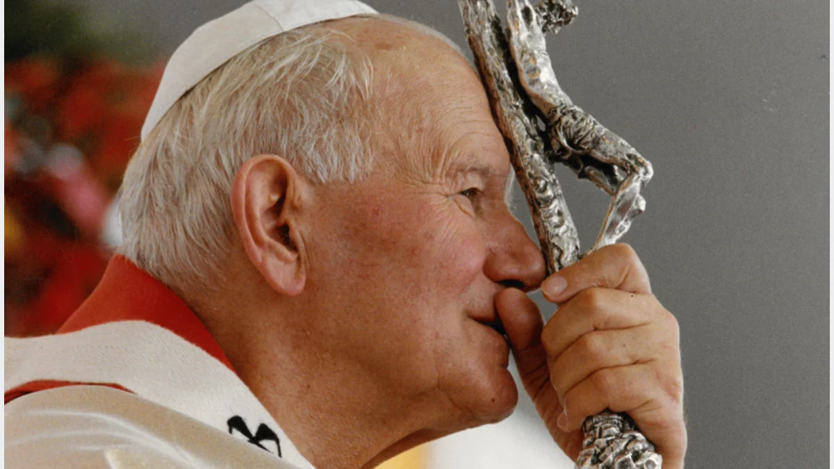 Prezydent w rocznicę wyboru K. Wojtyły na papieża: Polak, który zmienił świat