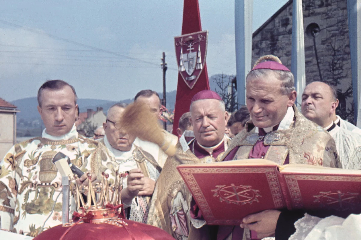 Przyszły papież bywał na Limanowszczyźnie - pamiątkowe zdjęcia