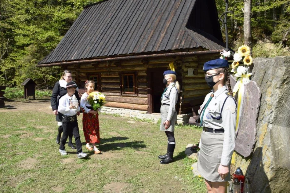 Samorządowcy złożyli hołd św. Janowi Pawłowi II - zdjęcie 20