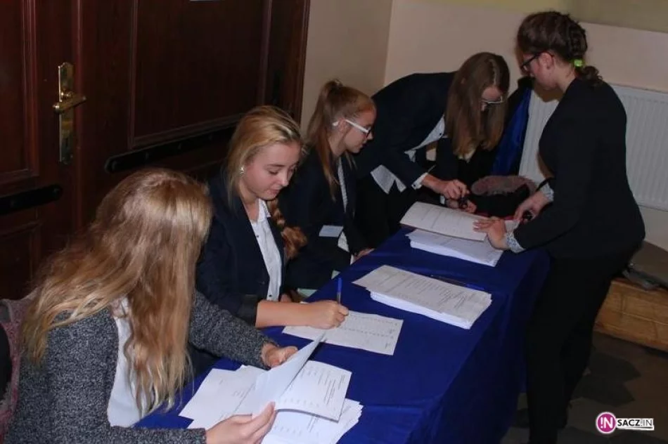 Prawybory w I LO: PiS, Kukiz i Korwin - zdjęcie 2