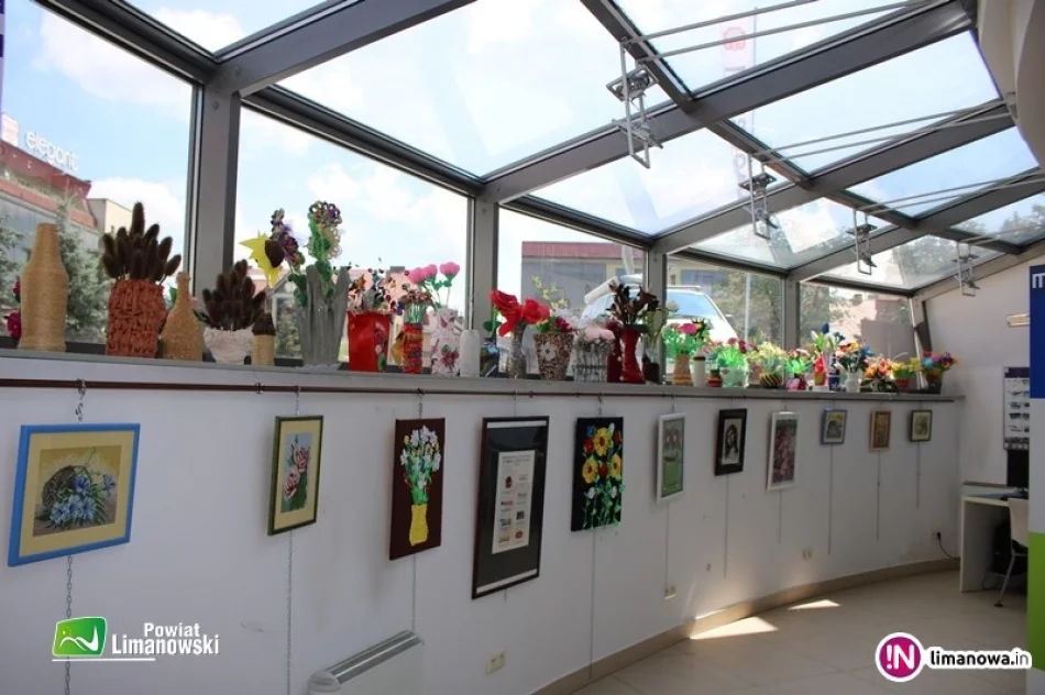 'Wazonów z pięknymi kwiatami nigdy nie za wiele' - zapraszamy na wystawę - zdjęcie 2