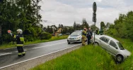 Dwa pojazdy zderzyły się na DK 28 - zdjęcie 3