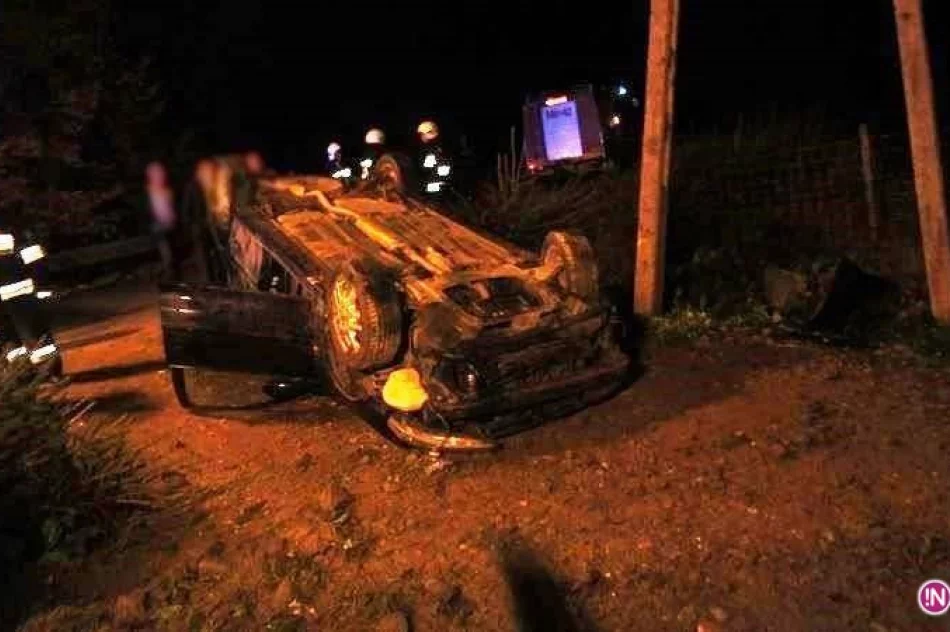 Czyrna – kobieta ranna podczas dachowania auta - zdjęcie 3